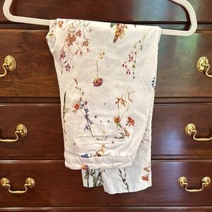 Peck and Peck Floral Women's cropped pants